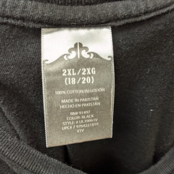 Gothic Corset and Vest Print Tee - Picture 8 of 8